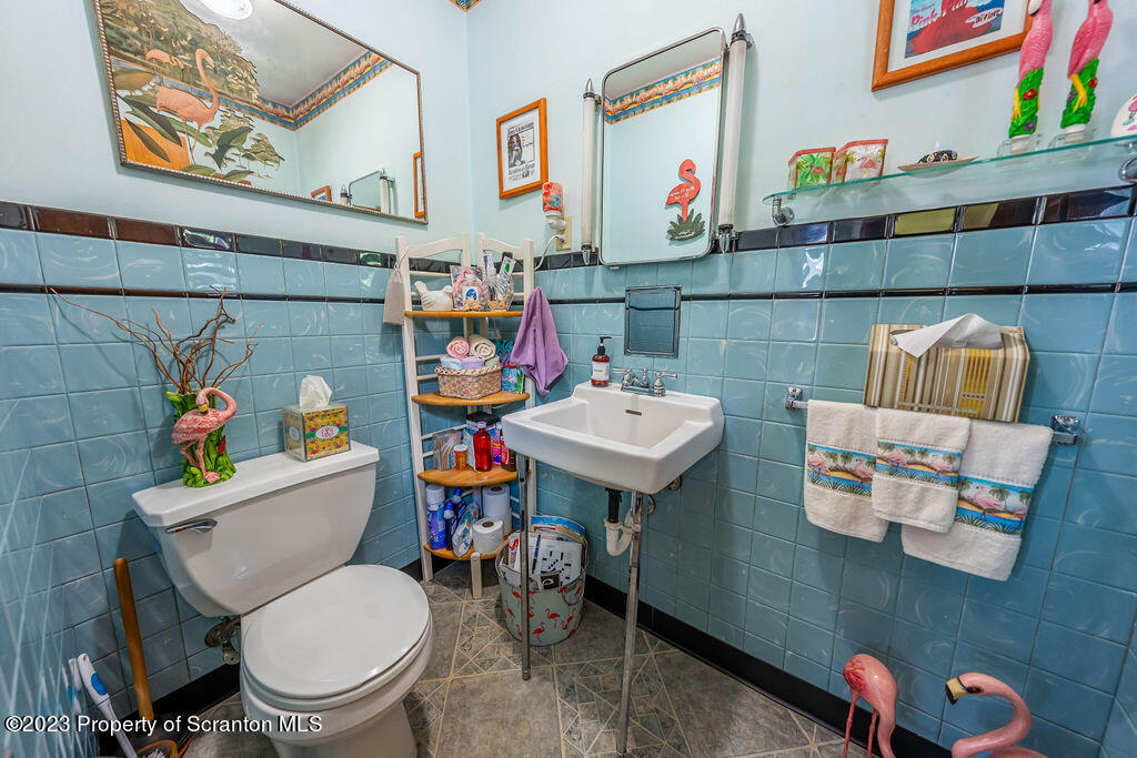 123 William Street Dunmore, PA 18510 - Photo 16 of 46