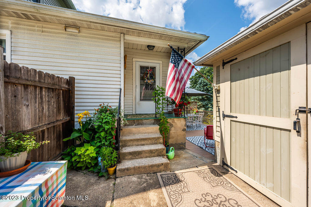 123 William Street Dunmore, PA 18510 - Photo 17 of 46