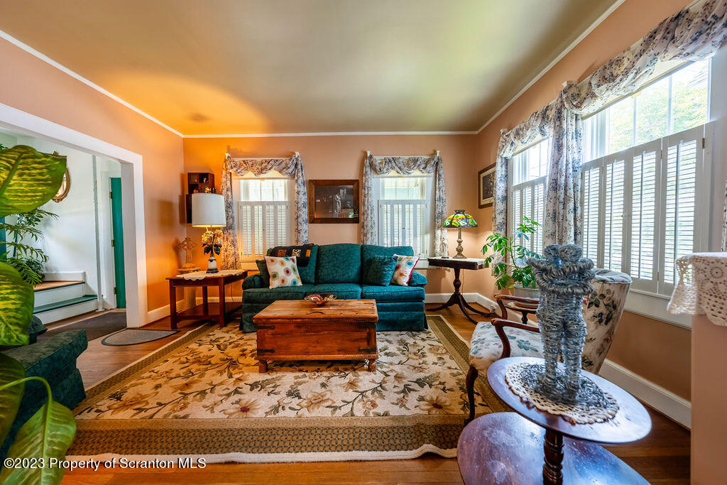 123 William Street Dunmore, PA 18510 - Photo 8 of 46