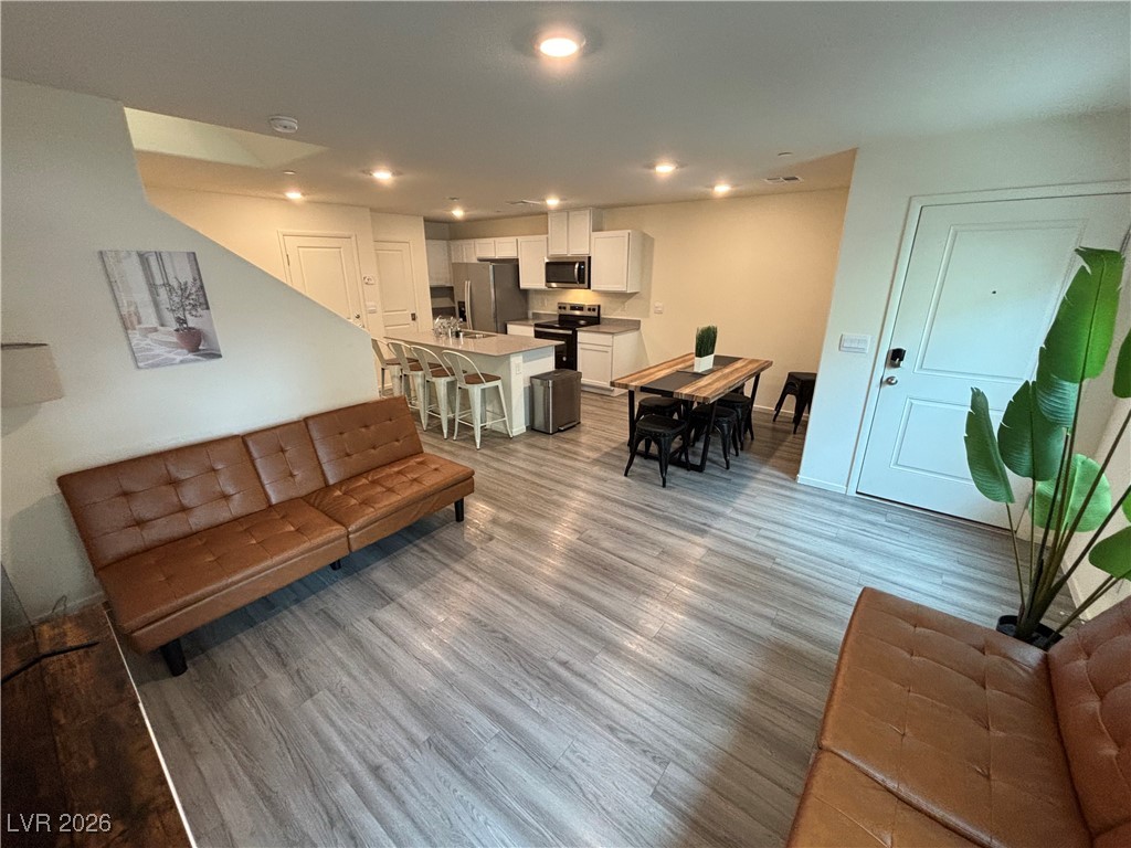 4852 Wine Rdg Avenue Las Vegas, NV 89141 - Photo 4 of 37