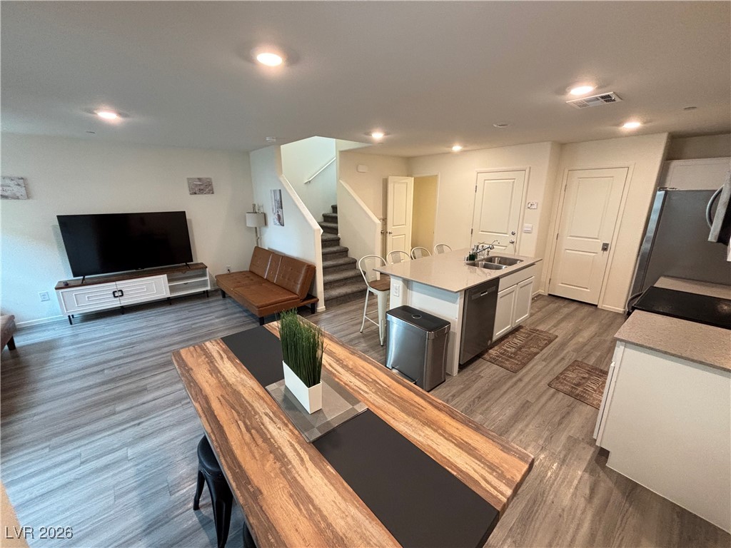 4852 Wine Rdg Avenue Las Vegas, NV 89141 - Photo 8 of 37