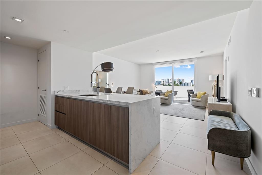 401 North Birch Road, Unit 411 Fort Lauderdale, FL 33304 - Photo 8 of 27