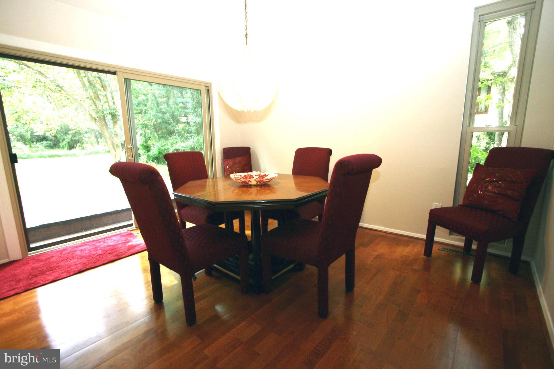 5344 Lightning View Road Columbia, MD 21045 - Photo 8 of 29 Dining Room