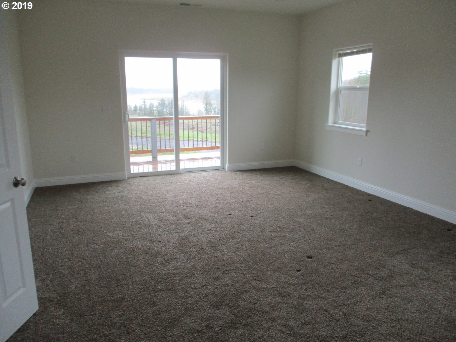 74552 London Road Cottage Grove, OR 97424 - Photo 9 of 13 Gallery Image 9