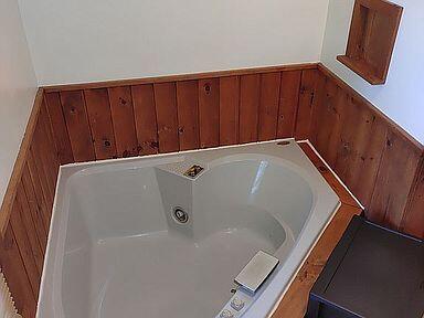 17 Elm Street Mercer, ME 04957 - Photo 34 of 59 Jet tub