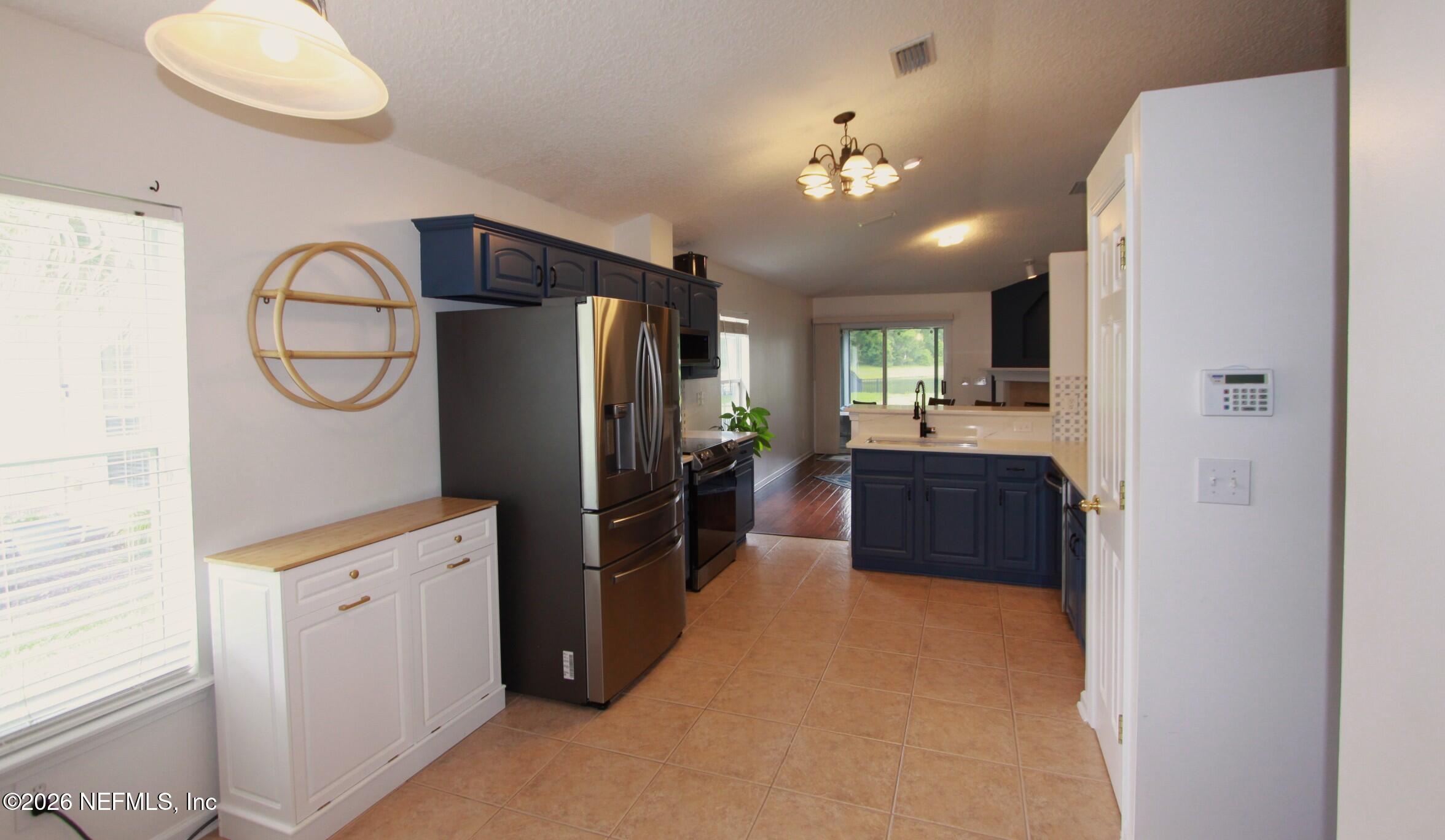 509 Candyroot Court St. Johns, FL 32259 - Photo 9 of 31 Kitchen3