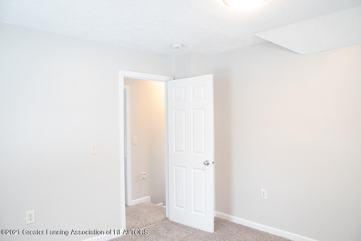 401 Riley Street Lansing, MI 48910 - Photo 25 of 30 c5dm3490
