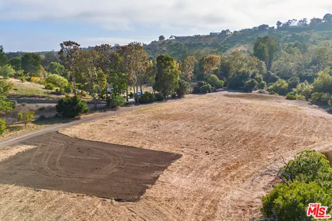 $9,950,000 | 5737 Bonsall Drive, Malibu, CA 90265