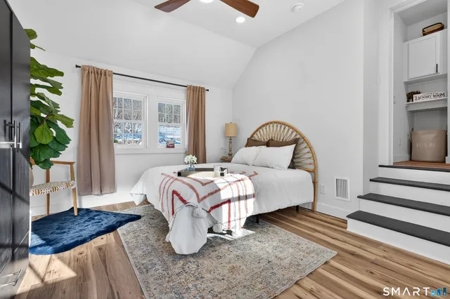 $365,000 | 1486 Highway 163, Montville, CT 06370