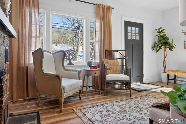 $365,000 | 1486 Highway 163, Montville, CT 06370