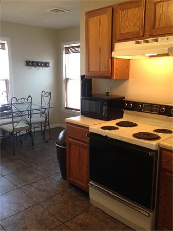 15 Castlegate Drive, Unit B Springfield, MA 01129 - Photo 12 of 30 Gallery Image 12