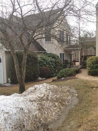 15 Castlegate Drive, Unit B Springfield, MA 01129 - Photo 5 of 30 Gallery Image 5
