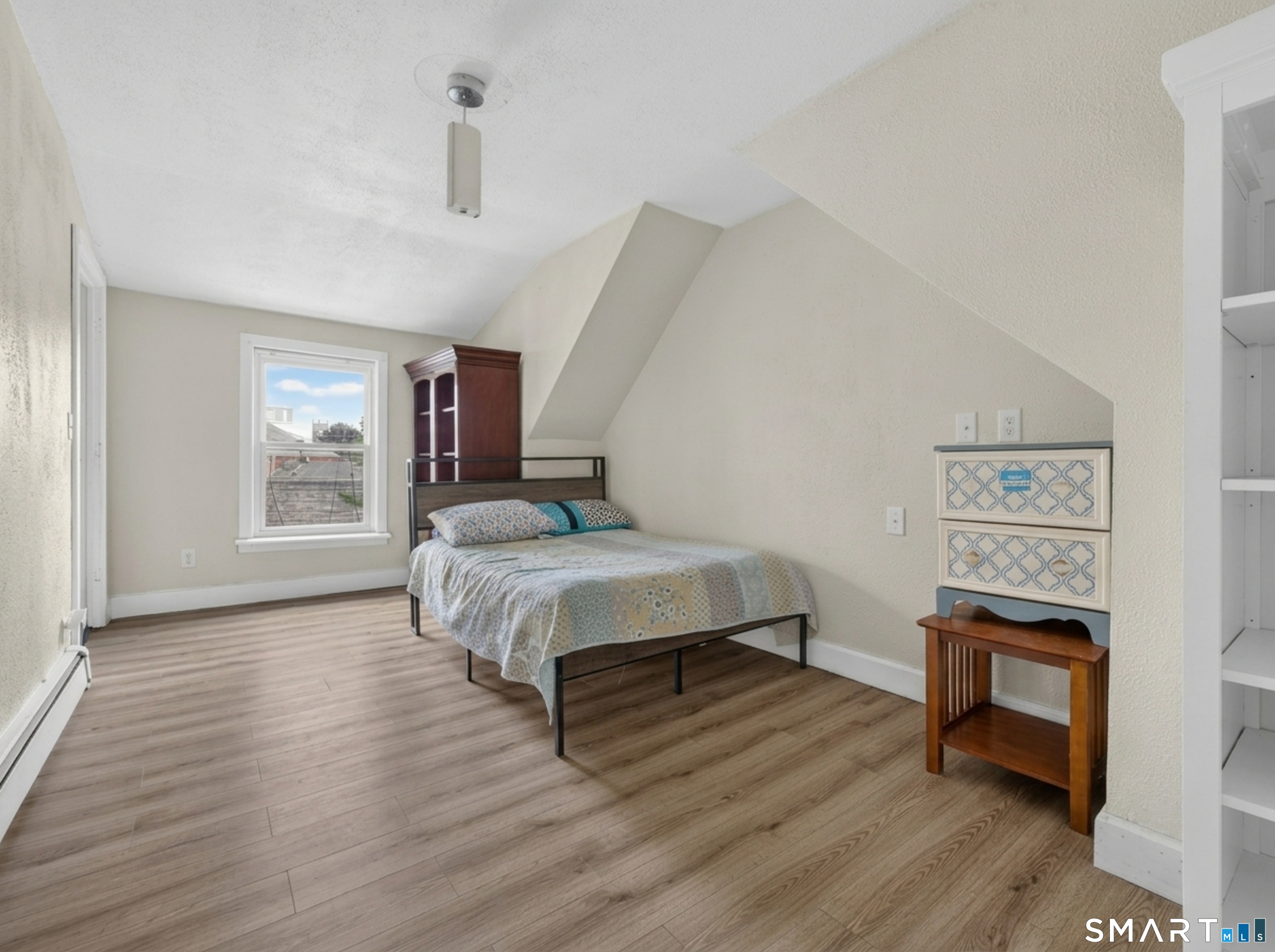 5 Manwaring Street New London, CT 06320 - Photo 13 of 29
