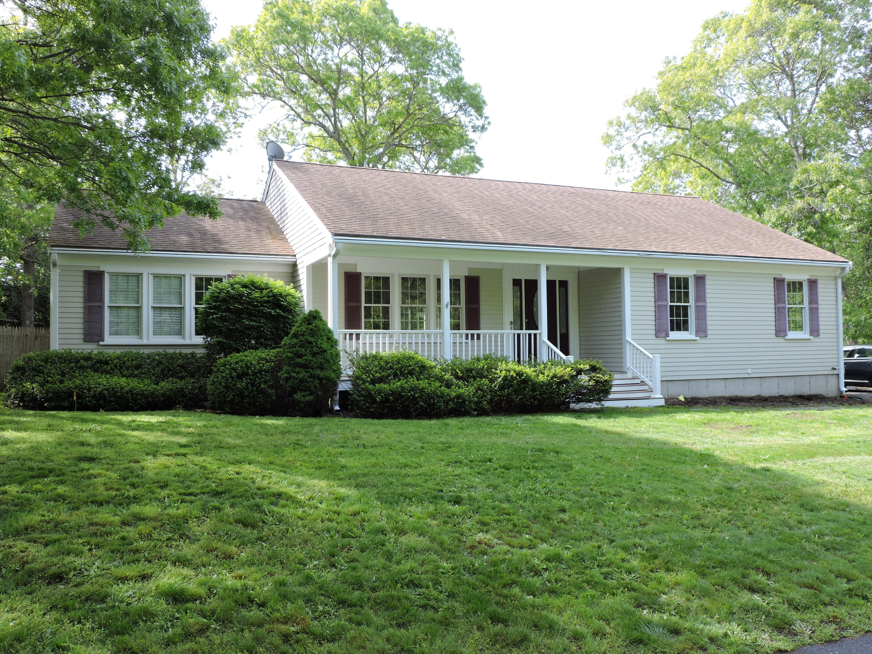 49 Lillian Road Hyannis, MA 02601 - Photo 1 of 28 DSCN0686
