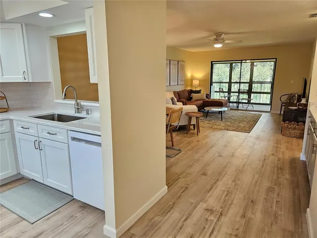 $4,400 | 744 Avenida Estancias, Unit 144, Venice, FL 34292