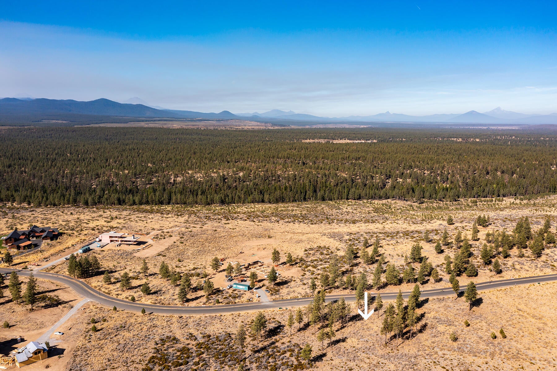 62450 Huntsman Loop Bend Bend, OR 97703 - Photo 12 of 13 5