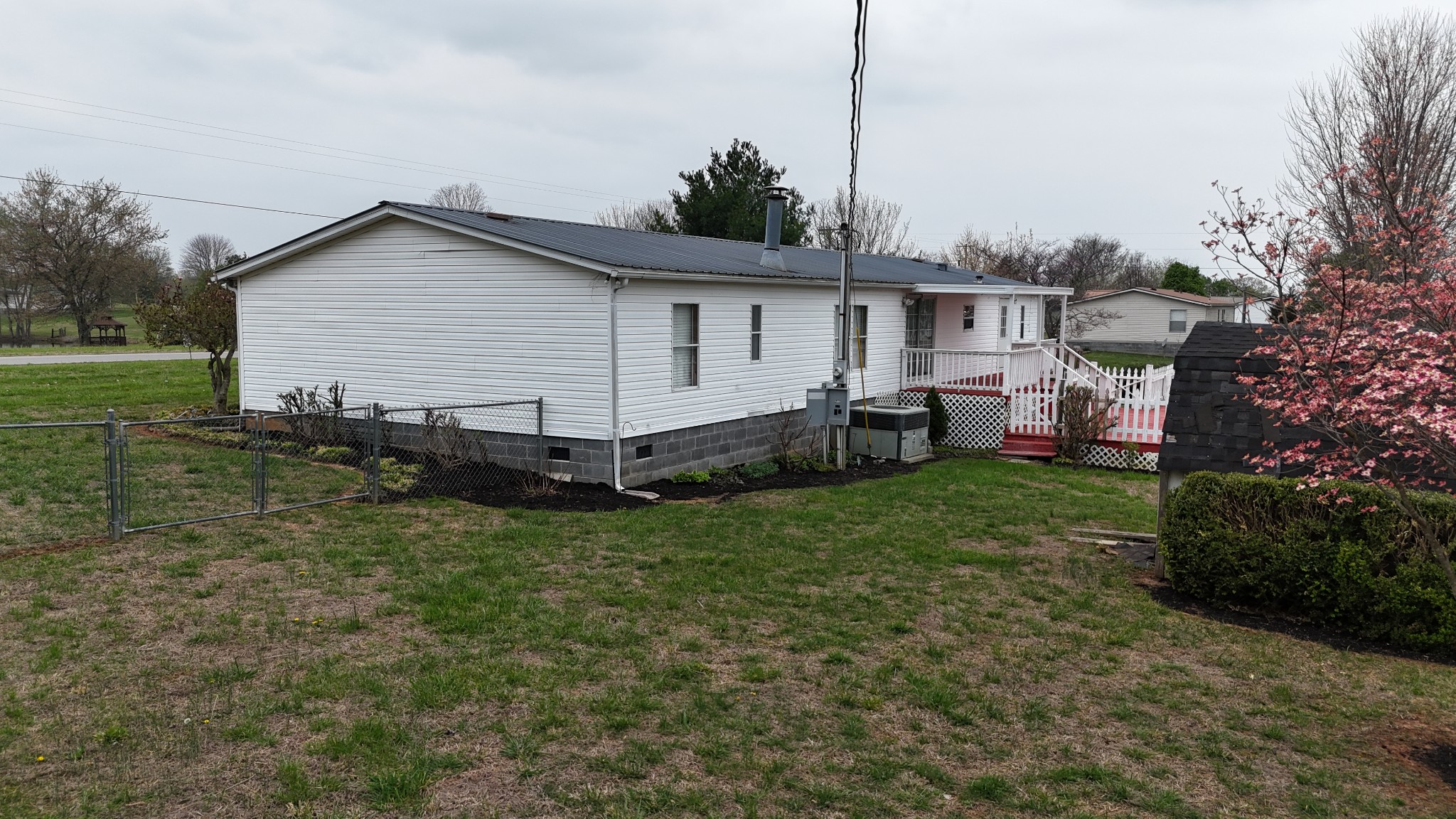 184 Mcgowan Road Morrison, TN 37357 - Photo 5 of 46