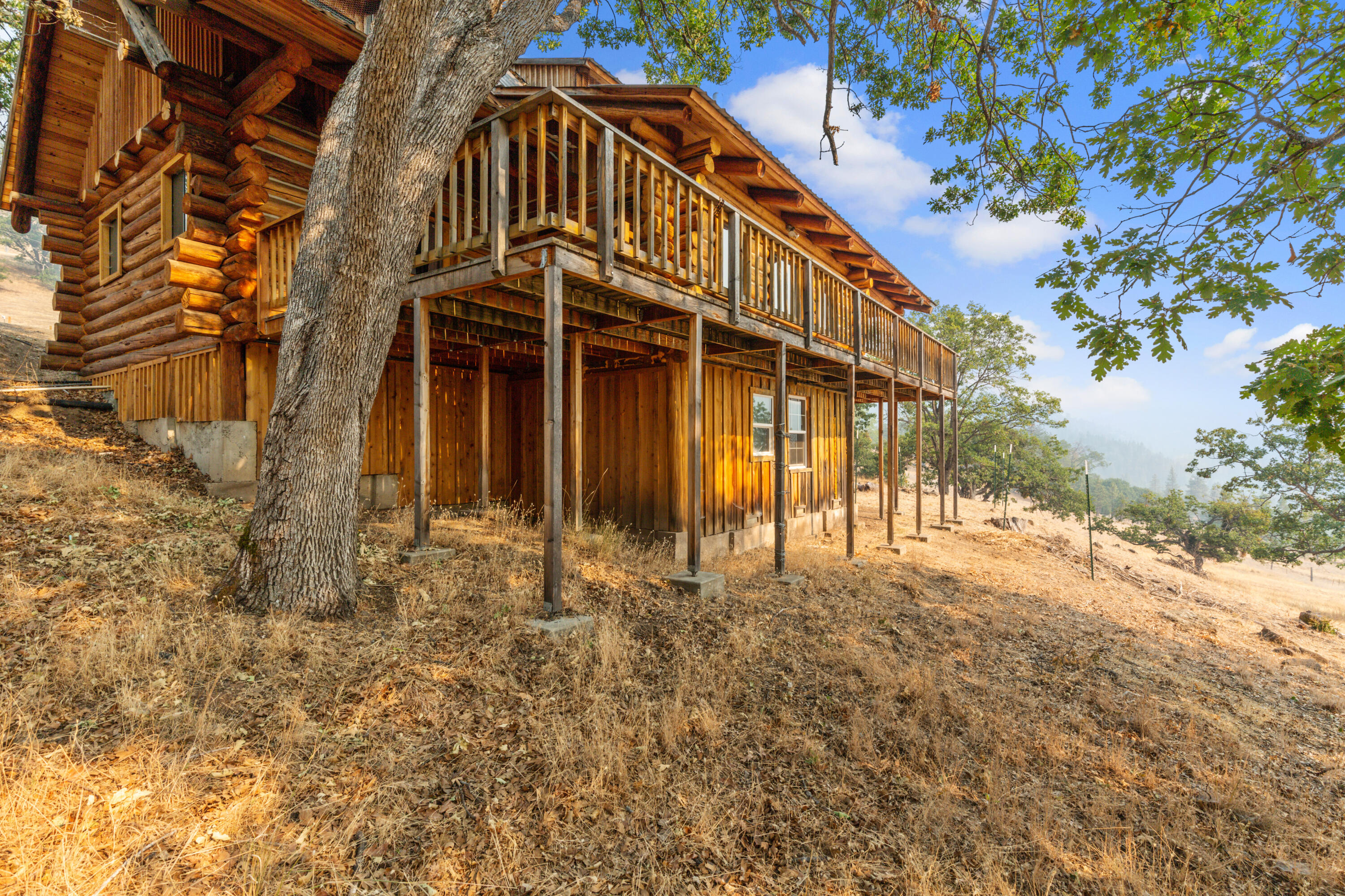 1881 Cove Road Ashland, OR 97520 - Photo 28 of 40 _AP_3378