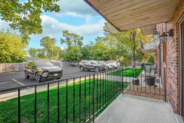 $145,000 | 1940 183rd Street, Unit 1D, Homewood, IL 60430