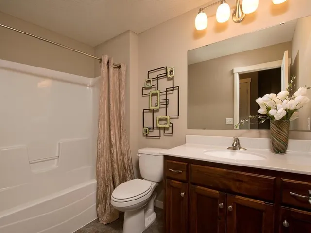 $489,900 | 0 Central Drive Northeast, Cambridge, MN 55008