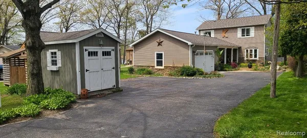 $649,900 | 3386 Horrell Court, Fenton, MI 48430