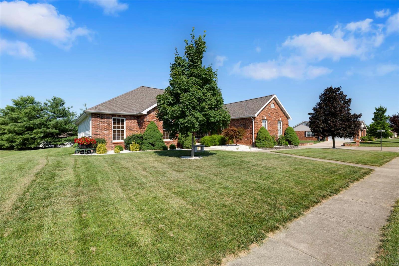 1331 Rachael Lane Waterloo, IL 62298 - Photo 1 of 39
