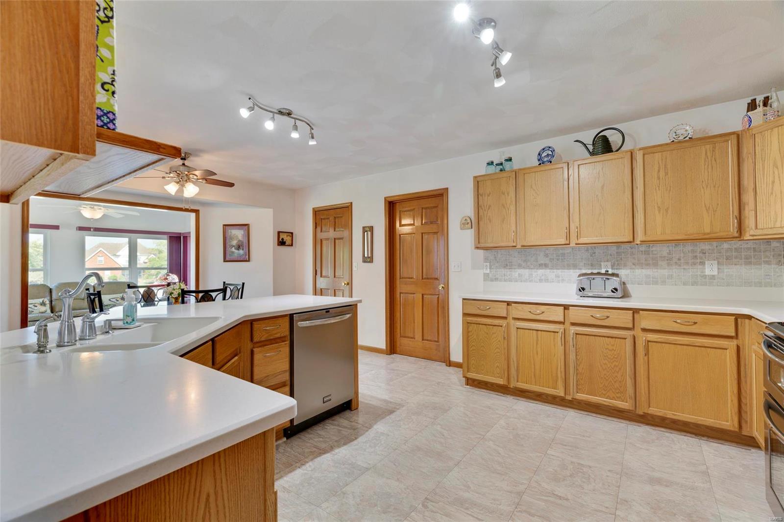 1331 Rachael Lane Waterloo, IL 62298 - Photo 22 of 39