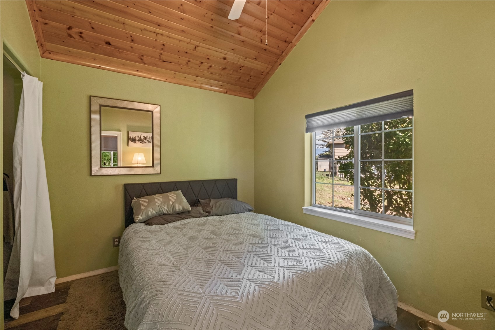 12626 Ingraham Road Snohomish, WA 98290 - Photo 38 of 40 Gallery Image 38