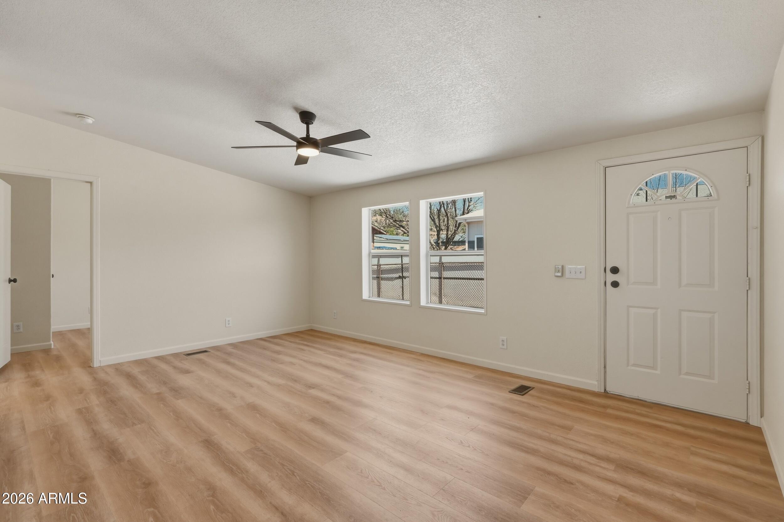 312 East Cedar Mill Road Payson, AZ 85541 - Photo 13 of 27 Living Room