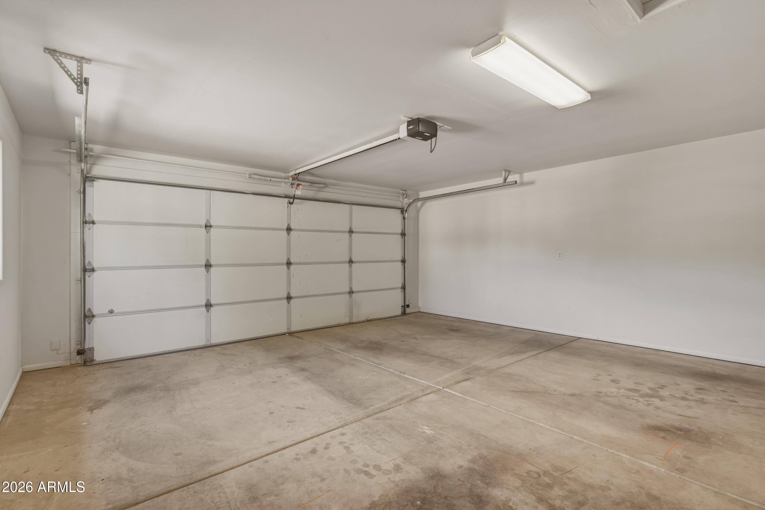 312 East Cedar Mill Road Payson, AZ 85541 - Photo 26 of 27 Garage