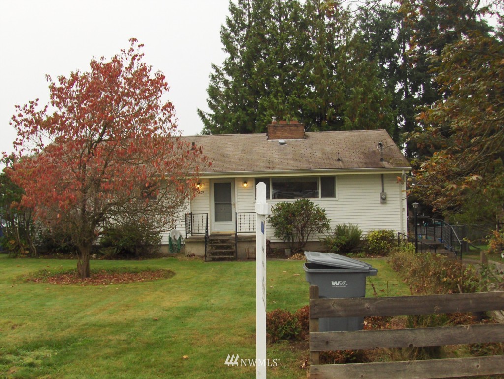 1807 Morris Avenue South Renton, WA 98055 - Photo 1 of 1