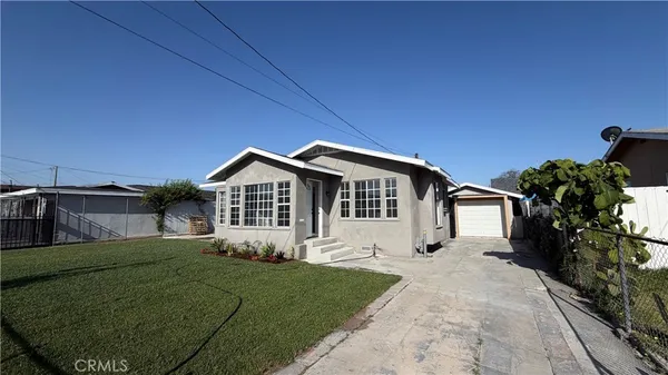 $674,900 | 6072 Gifford Avenue, Huntington Park, CA 90255