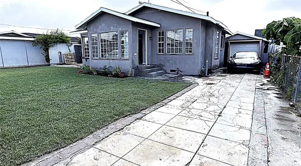 $674,900 | 6072 Gifford Avenue, Huntington Park, CA 90255