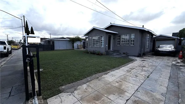 $674,900 | 6072 Gifford Avenue, Huntington Park, CA 90255