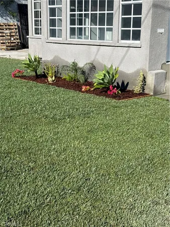 $674,900 | 6072 Gifford Avenue, Huntington Park, CA 90255