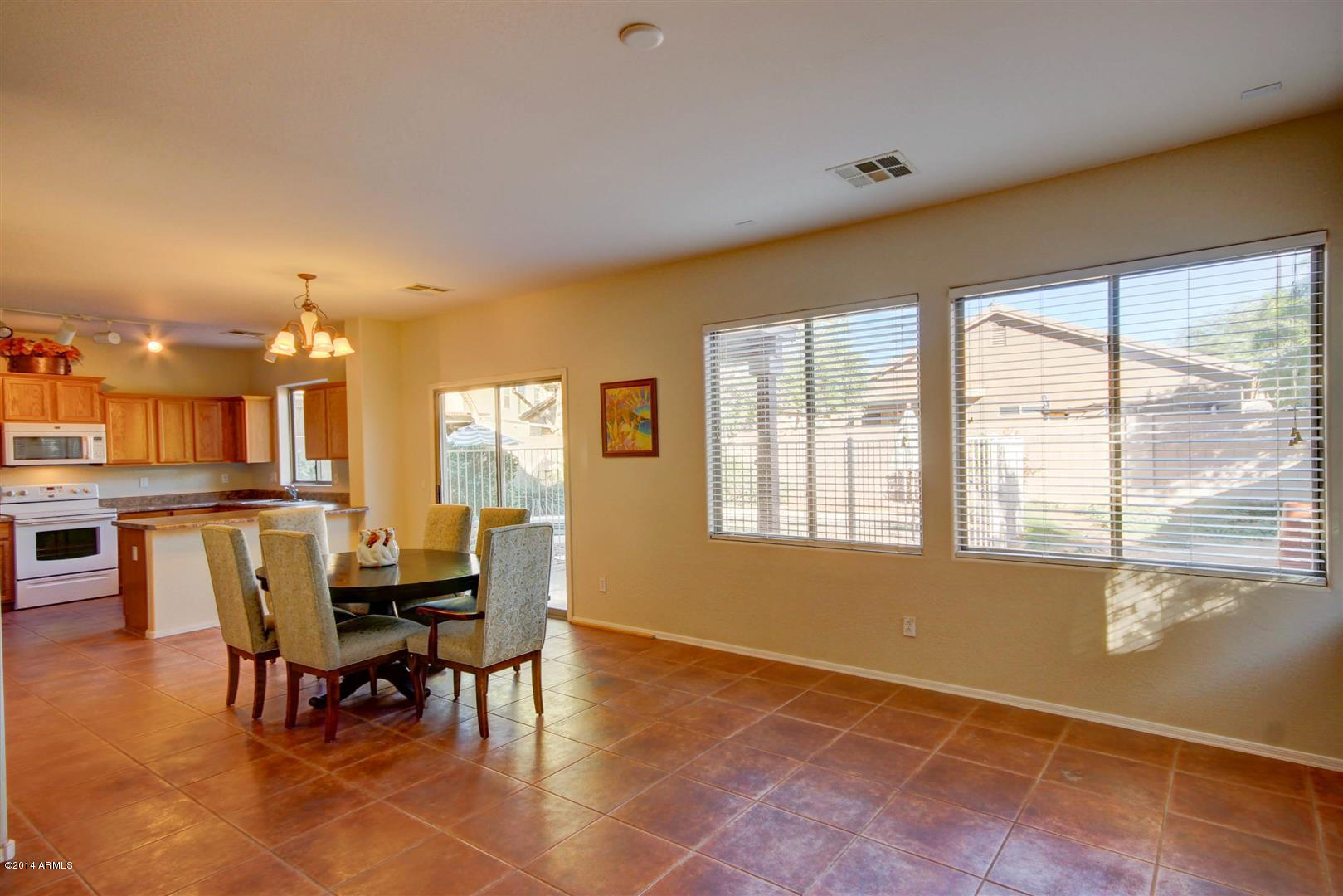 4544 East Del Rio Street Gilbert, AZ 85295 - Photo 18 of 44 Family Room