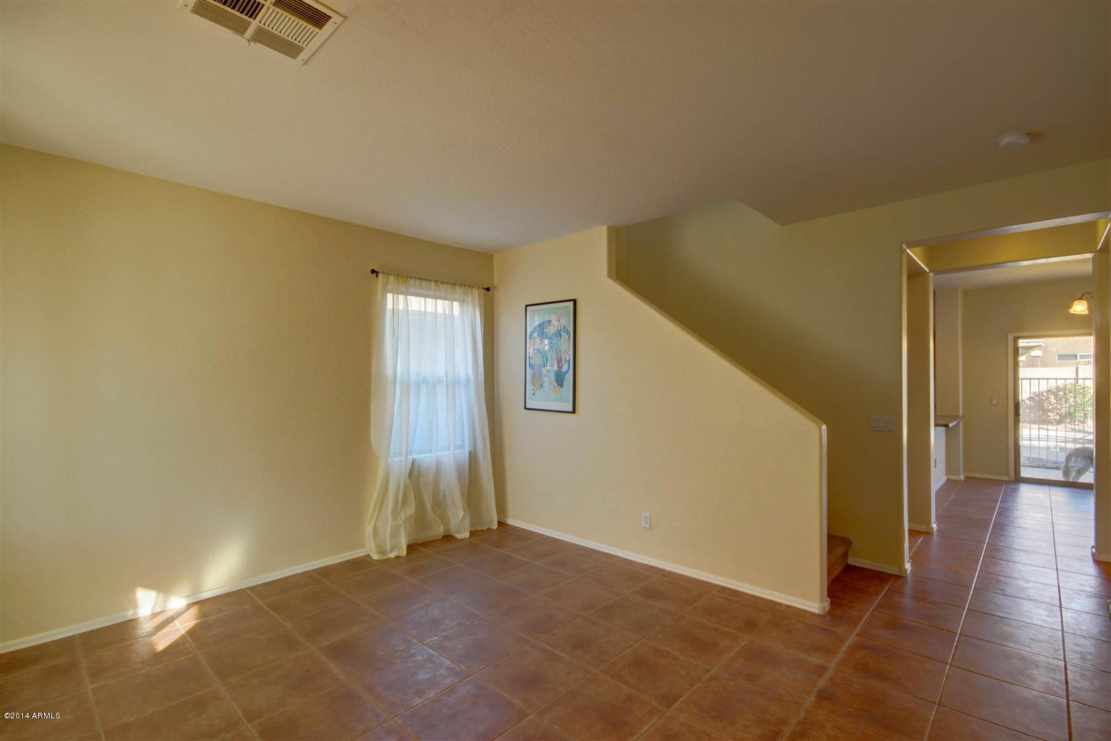 4544 East Del Rio Street Gilbert, AZ 85295 - Photo 3 of 44 Living Room