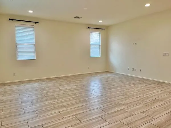 $2,995 | 71 West Megan Street, Gilbert, AZ 85233