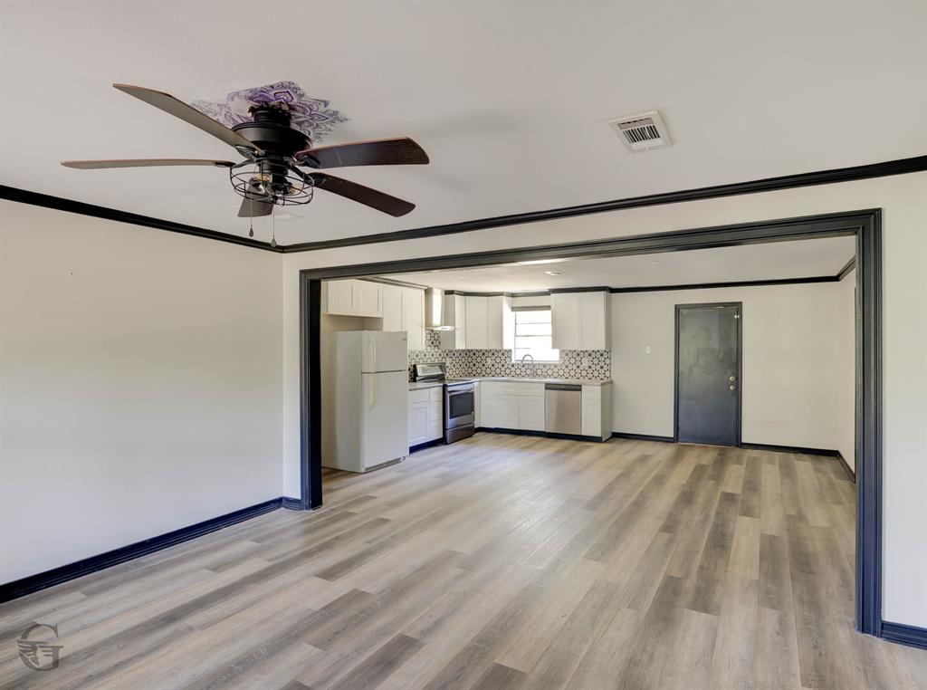 1054 Frontage Road Minden, LA 71055 - Photo 6 of 20 Gallery Image 6