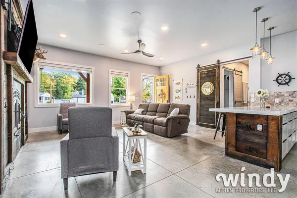 $945,000 | 4958 Forest Park Avenue, Watervliet, MI 49098
