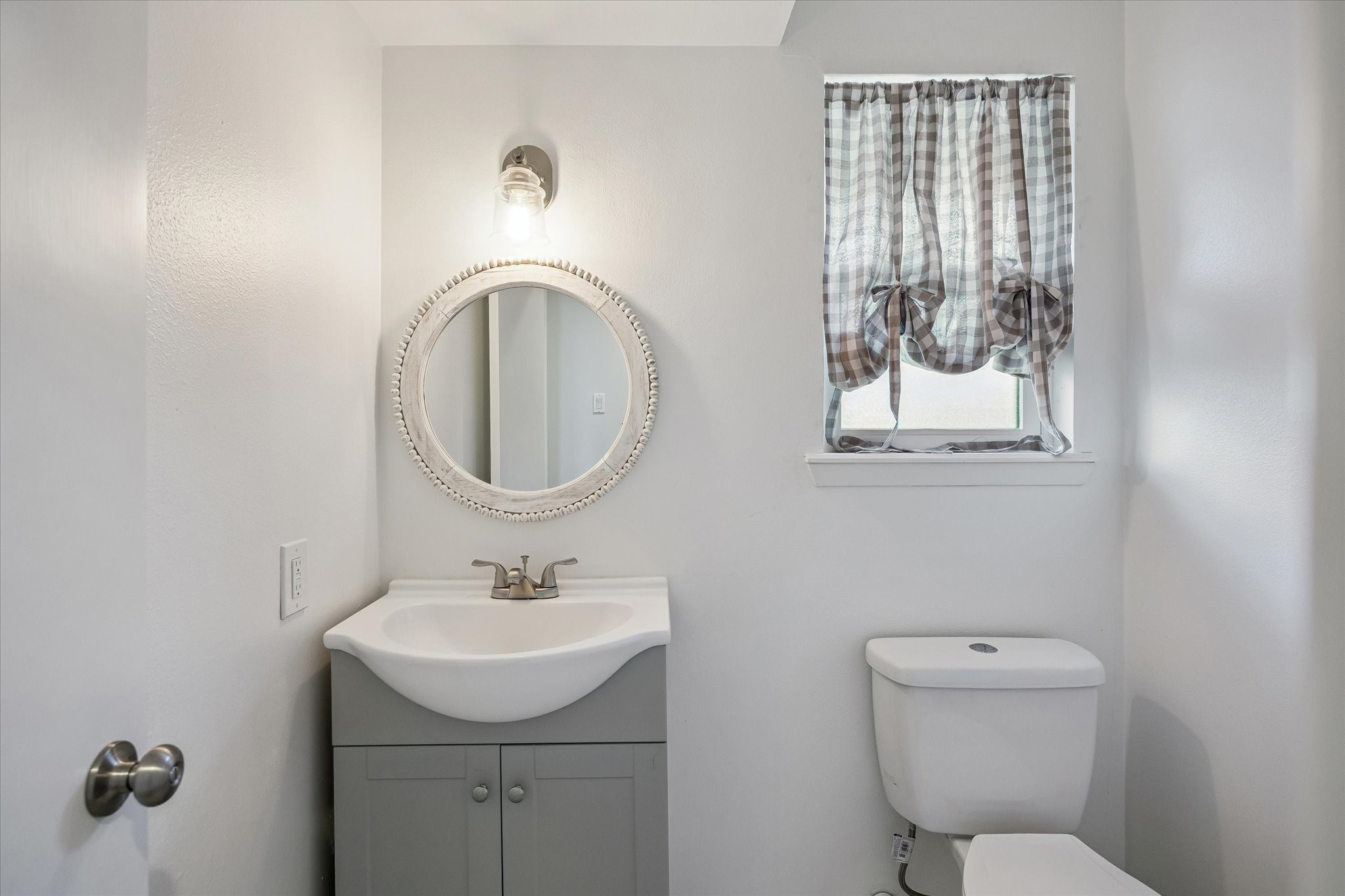 5222 Birdwood Road Houston, TX 77096 - Photo 14 of 27 Gallery Image 14