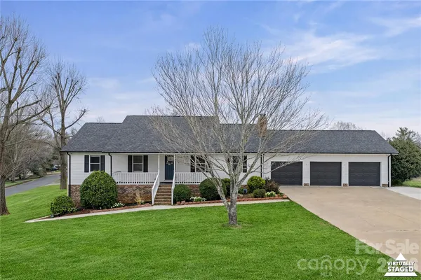 $660,000 | 103 Starmount Drive, Kings Mountain, NC 28086