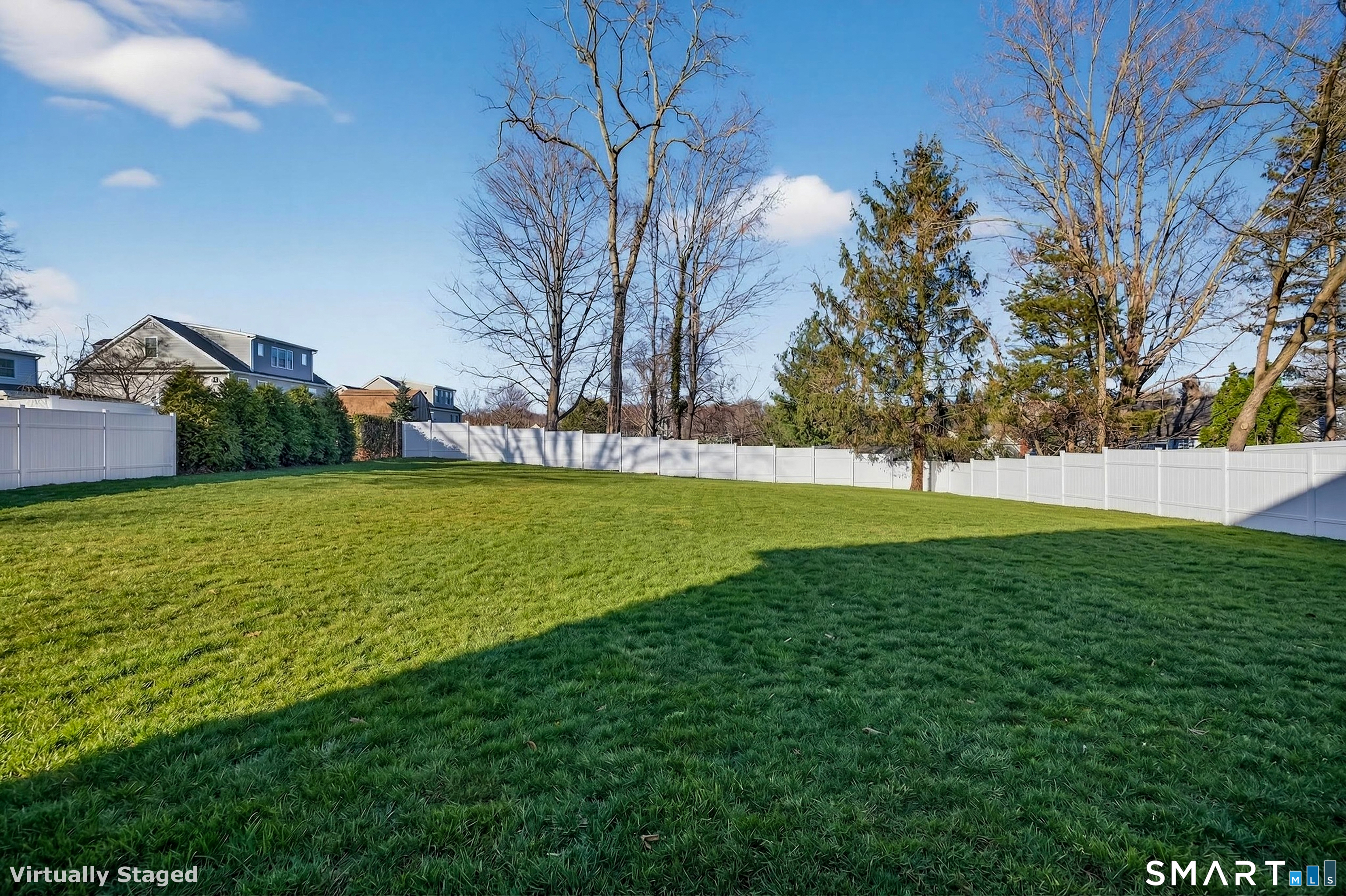 360 Duck Farm Road Fairfield, CT 06824 - Photo 34 of 39