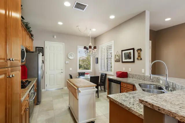 $3,900 | 41412 Calle Pampas, Indio, CA 92203