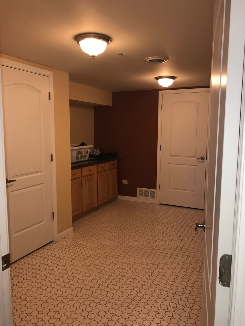 707 North Delphia Avenue Park Ridge, IL 60068 - Photo 21 of 22 a view of a kitchen with a sink