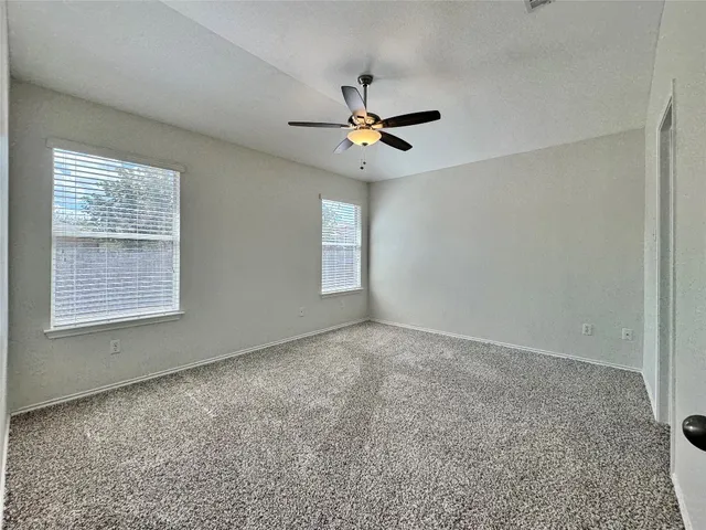 $1,895 | 916 Gentry Drive, Leander, TX 78641