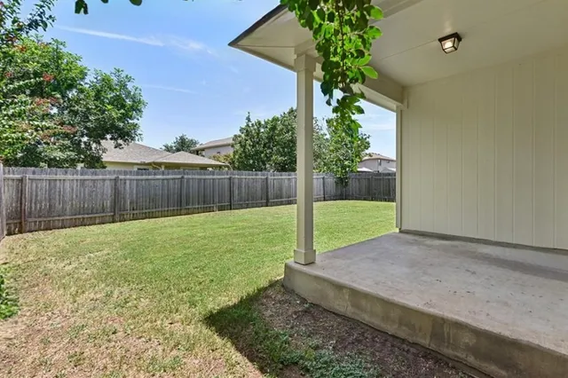 $1,895 | 916 Gentry Drive, Leander, TX 78641