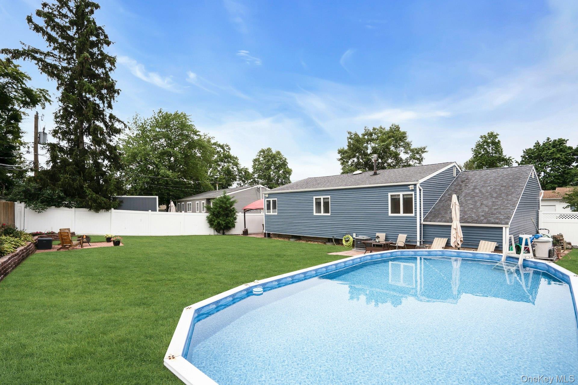 5 Stagg Lane Commack, NY 11725 - Photo 31 of 35