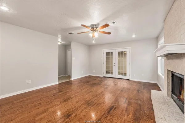 $1,800 | 3101 Red Robin Loop, Bryan, TX 77802