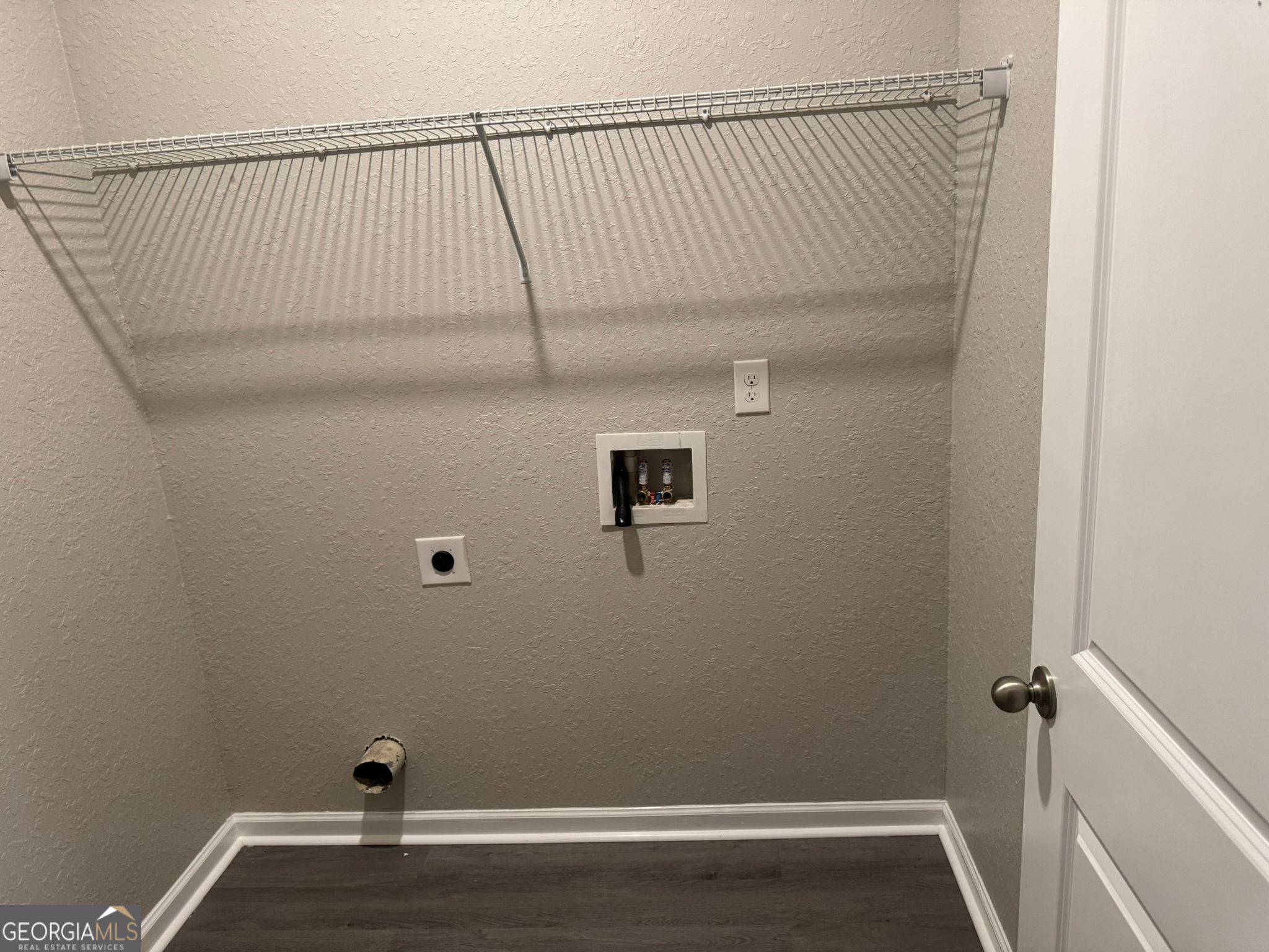 3475 Ridge Hill Parkway Douglasville, GA 30135 - Photo 6 of 34 a view of a small space